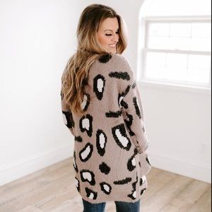 Fuzzy leopard cardigan